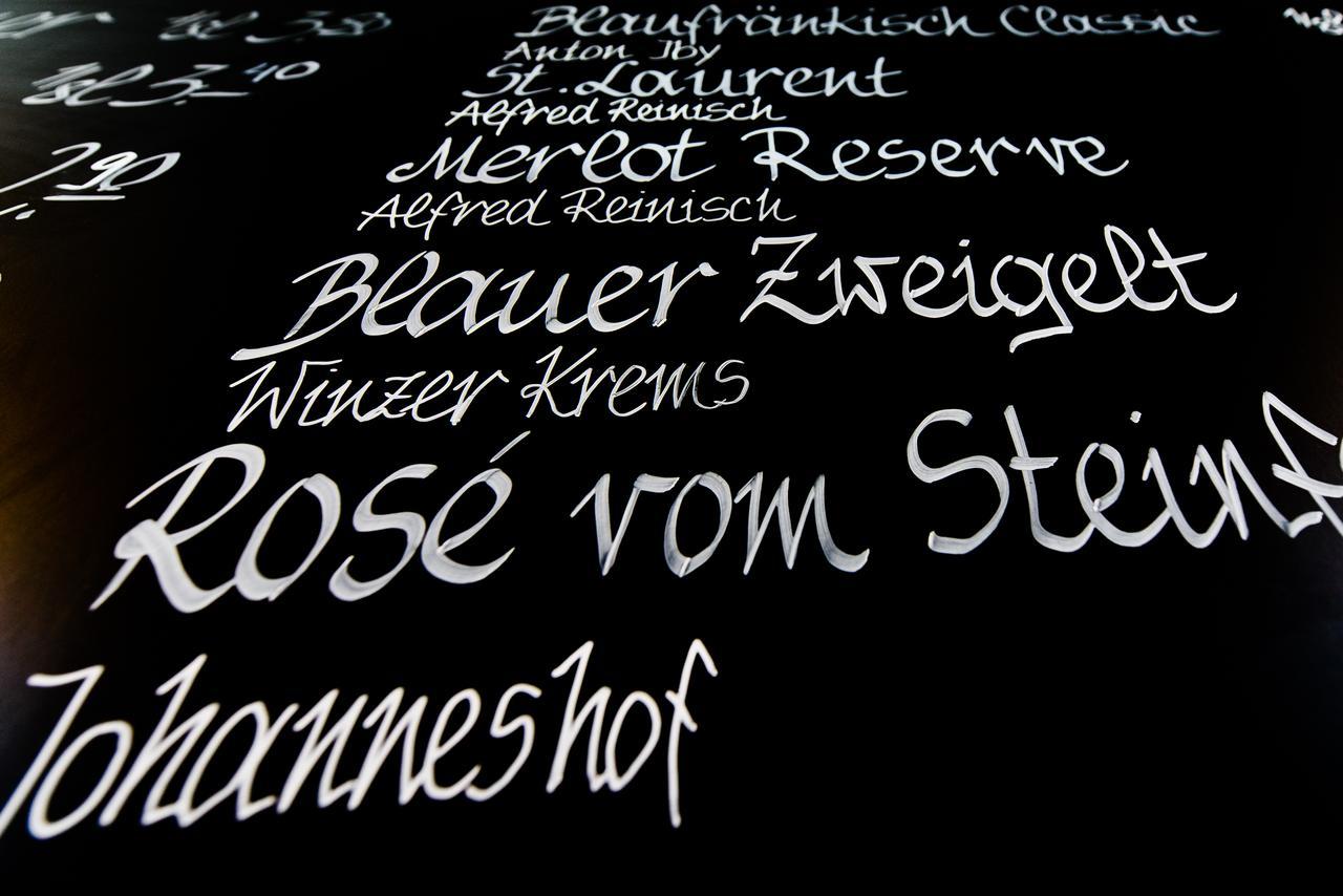 Dorfmeister Business Hotel B&B Weikersdorf am Steinfelde Exterior foto